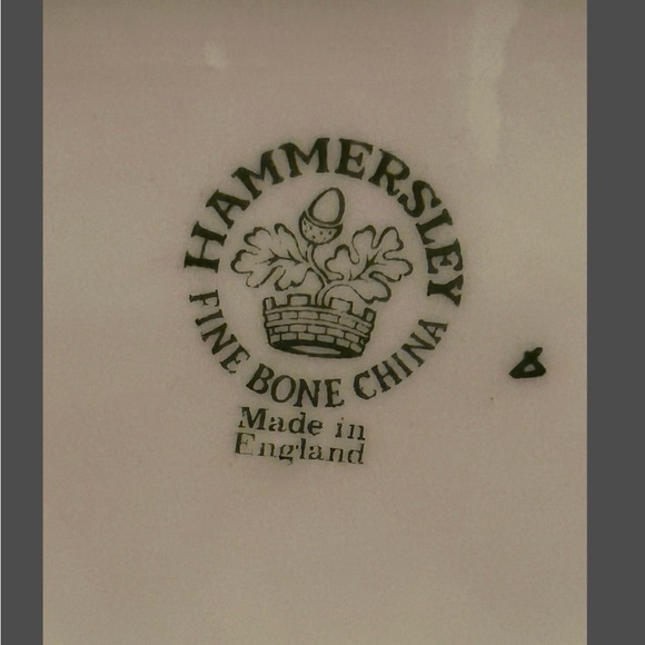 Vintage Toast Rack Creamer and Sugar Roses England - Picture 6 of 9